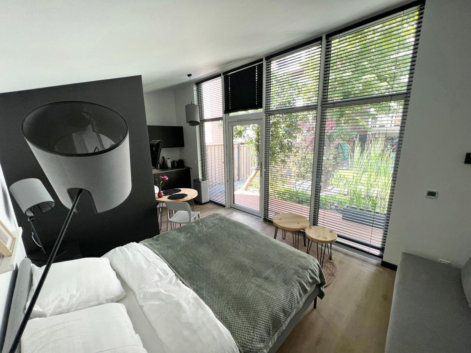 Amsterdam House
